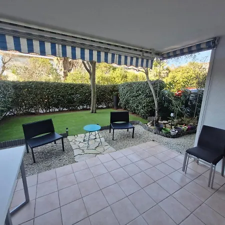 Apartment Le Standing - Frejus